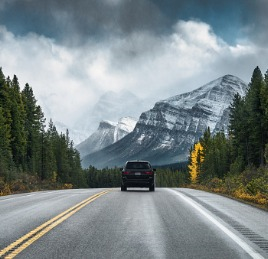 Zoom HD capturing view from car